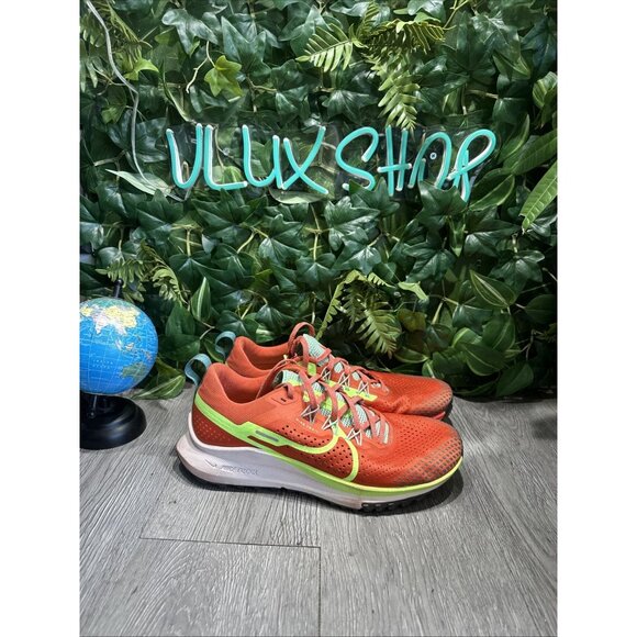 Nike React Pegasus Trail 4 Low Red Athletic Running Shoes DJ6159-801 Womens 8.5 - Picture 1 of 10